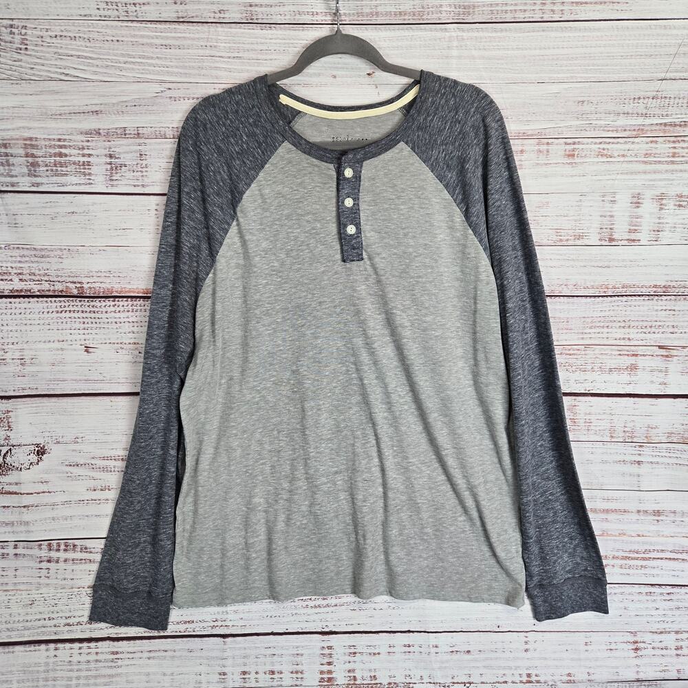 Mens Size 2XL Henley Long Sleeve Top Gray Lightweight Pullover Poly Blend Shirt